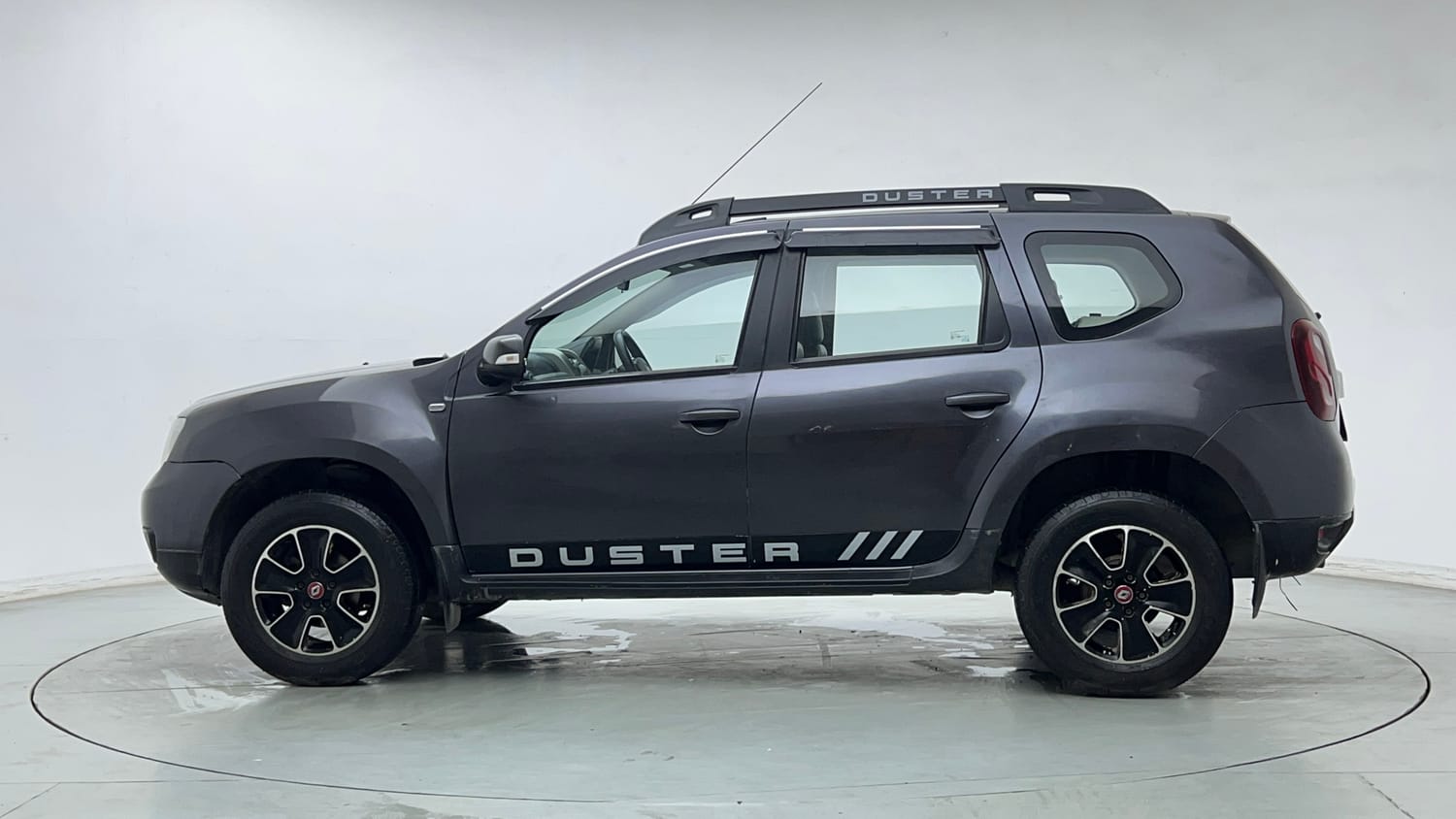 Used 2017 Renault Duster RXS CVT Petrol Automatic exterior LEFT SIDE VIEW