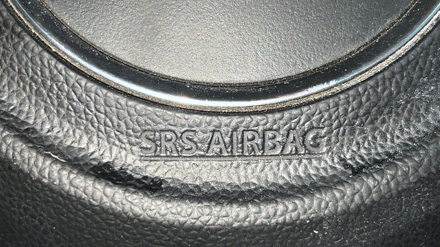 Used 2023 Maruti Suzuki Jimny Alpha AT Petrol Automatic top_features Airbags