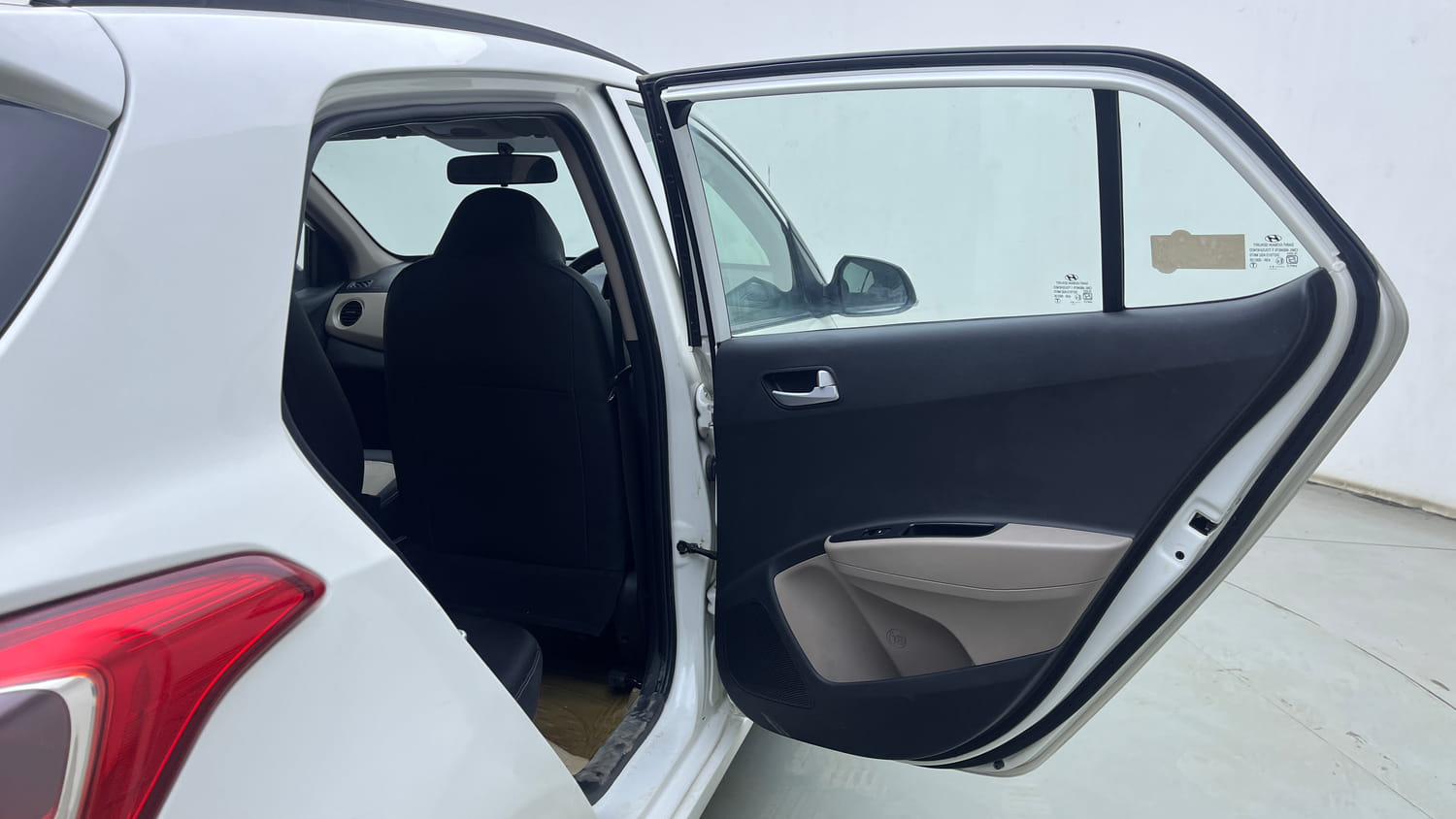 Used 2017 Hyundai Grand i10 Sportz (O) AT 1.2 Kappa VTVT Petrol Automatic interior RIGHT REAR DOOR OPEN VIEW