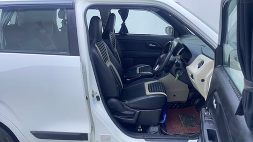 Used 2022 Maruti Suzuki Wagon R ZXI Plus 1.2 Petrol Manual interior RIGHT SIDE FRONT DOOR CABIN VIEW