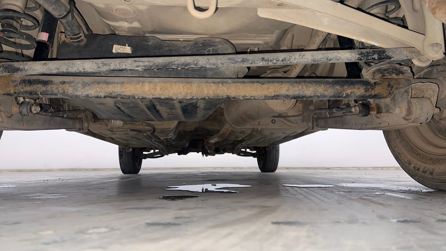 Used 2015 Maruti Suzuki Alto 800 Lxi Petrol Manual extra REAR UNDERBODY VIEW (TAKEN FROM REAR)