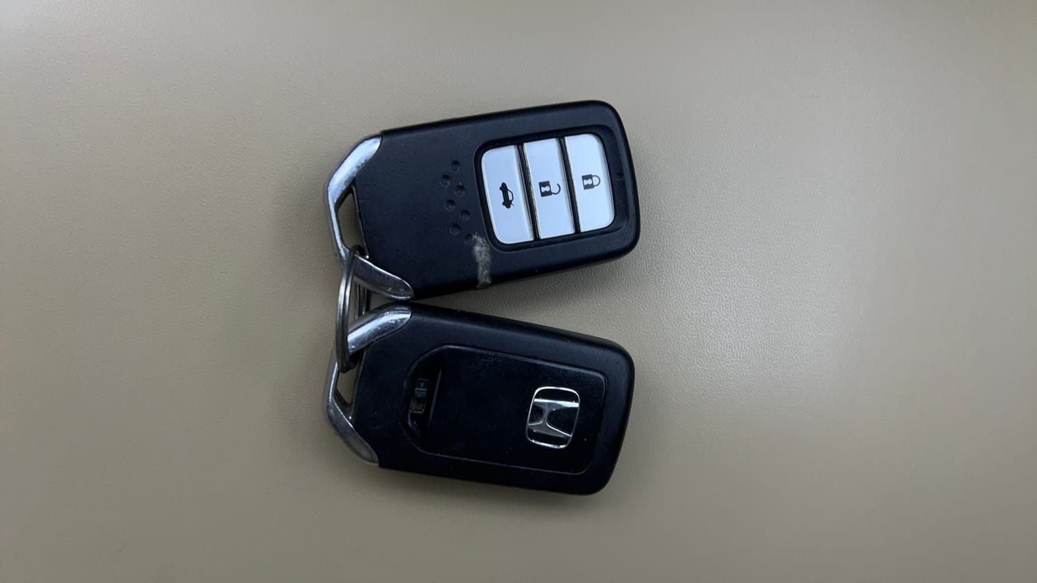 Used 2017 Honda City V CVT Petrol Petrol Automatic extra CAR KEY VIEW