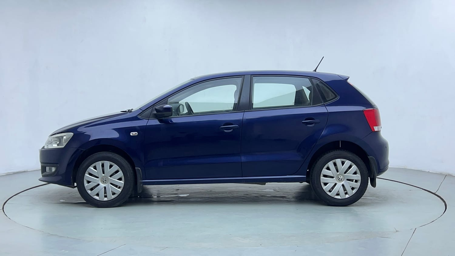 Used 2013 Volkswagen Polo Comfortline 1.2L (P) Petrol Manual exterior LEFT SIDE VIEW