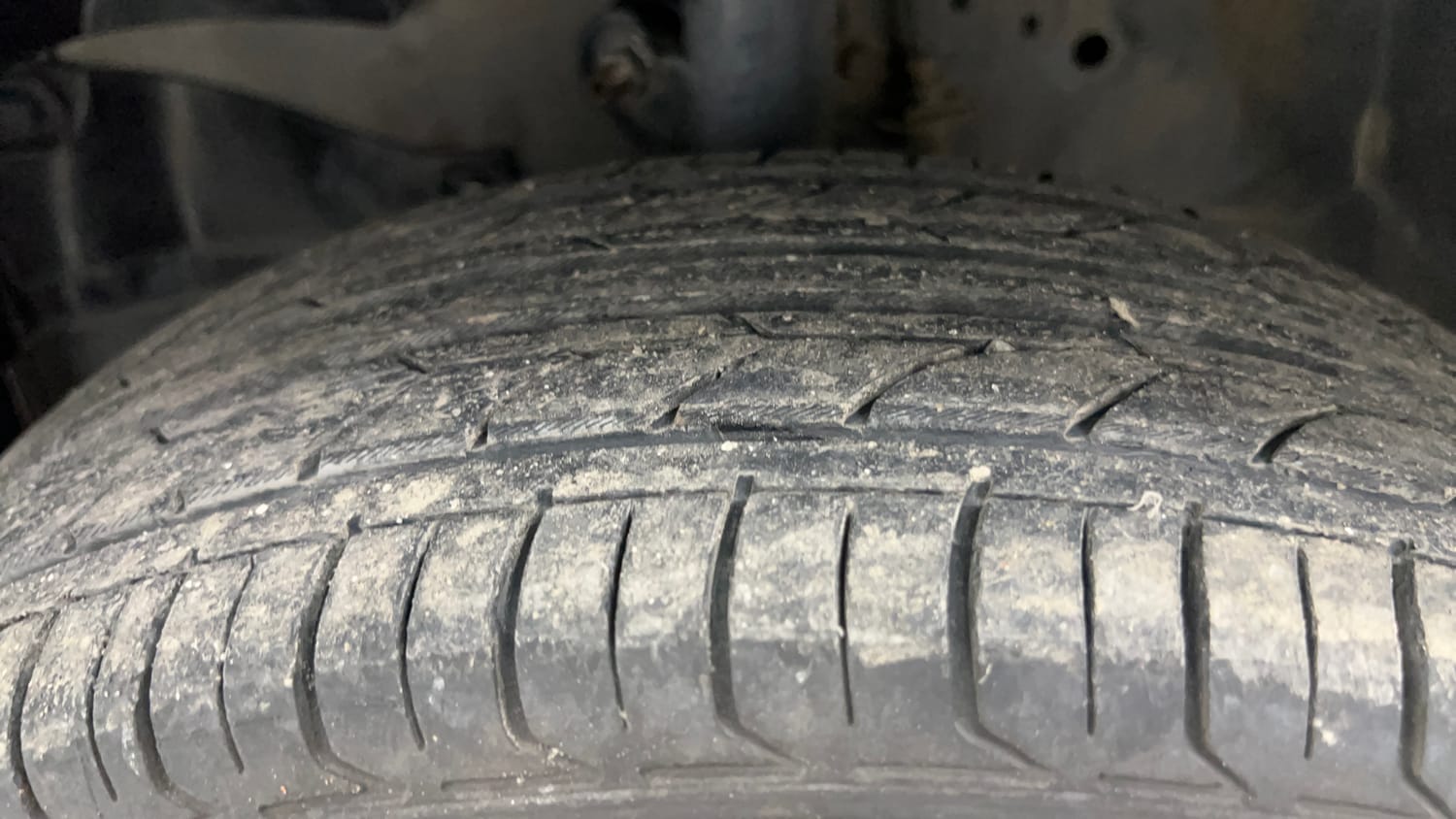 Used 2015 Honda Amaze 1.2 S i-VTEC Petrol Manual tyres LEFT FRONT TYRE TREAD VIEW