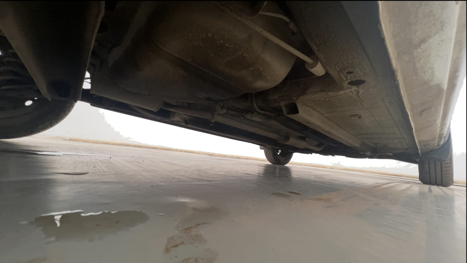 Used 2024 Renault Kwid RXT 1.0L Petrol Manual extra REAR RIGHT UNDERBODY VIEW