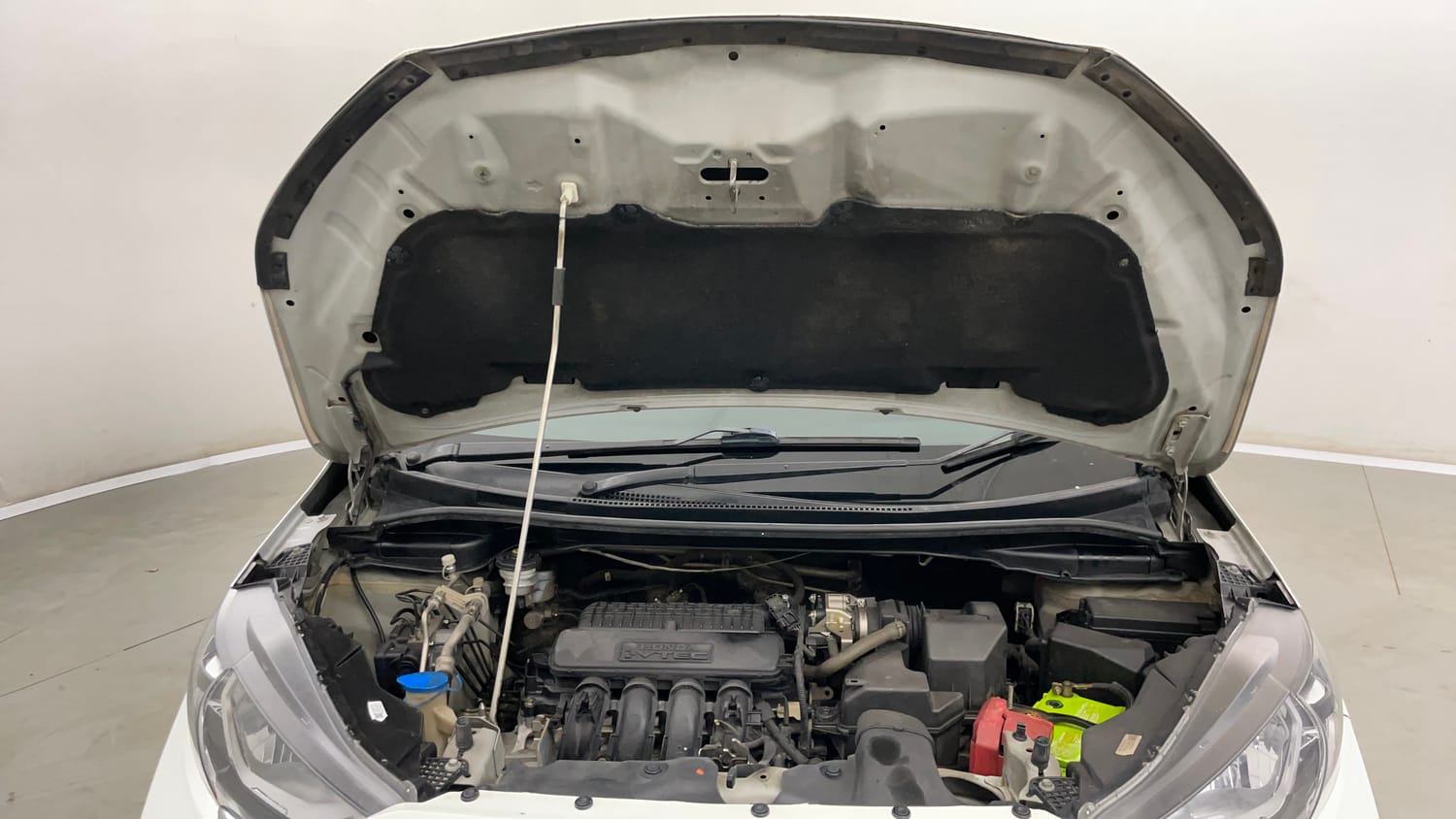 Used 2022 Honda WR-V SV MT Petrol Petrol Manual engine ENGINE & BONNET OPEN FRONT VIEW