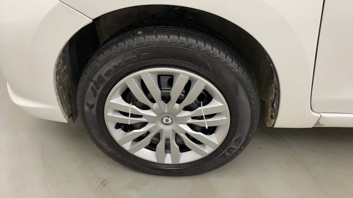 Used 2017 Maruti Suzuki Celerio ZXi AMT Petrol Automatic tyres LEFT FRONT TYRE RIM VIEW