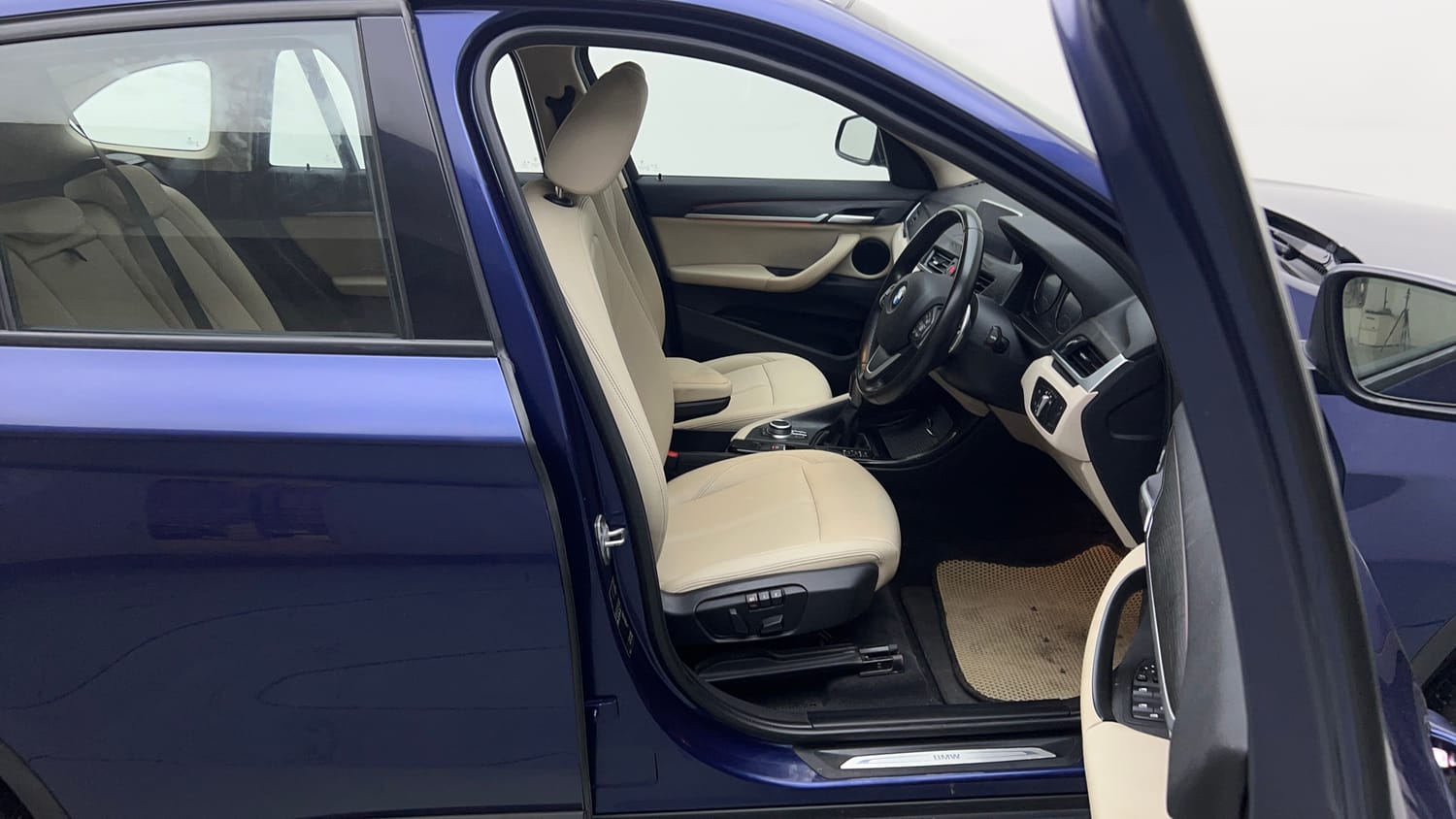 Used 2019 BMW X1 sDrive20d xLine Diesel Automatic interior RIGHT SIDE FRONT DOOR CABIN VIEW