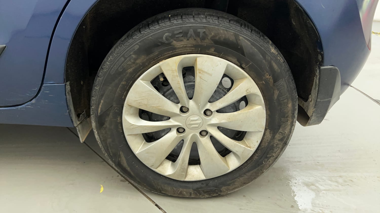 Used 2018 Maruti Suzuki Baleno Delta 1.2 Petrol Manual tyres LEFT REAR TYRE RIM VIEW
