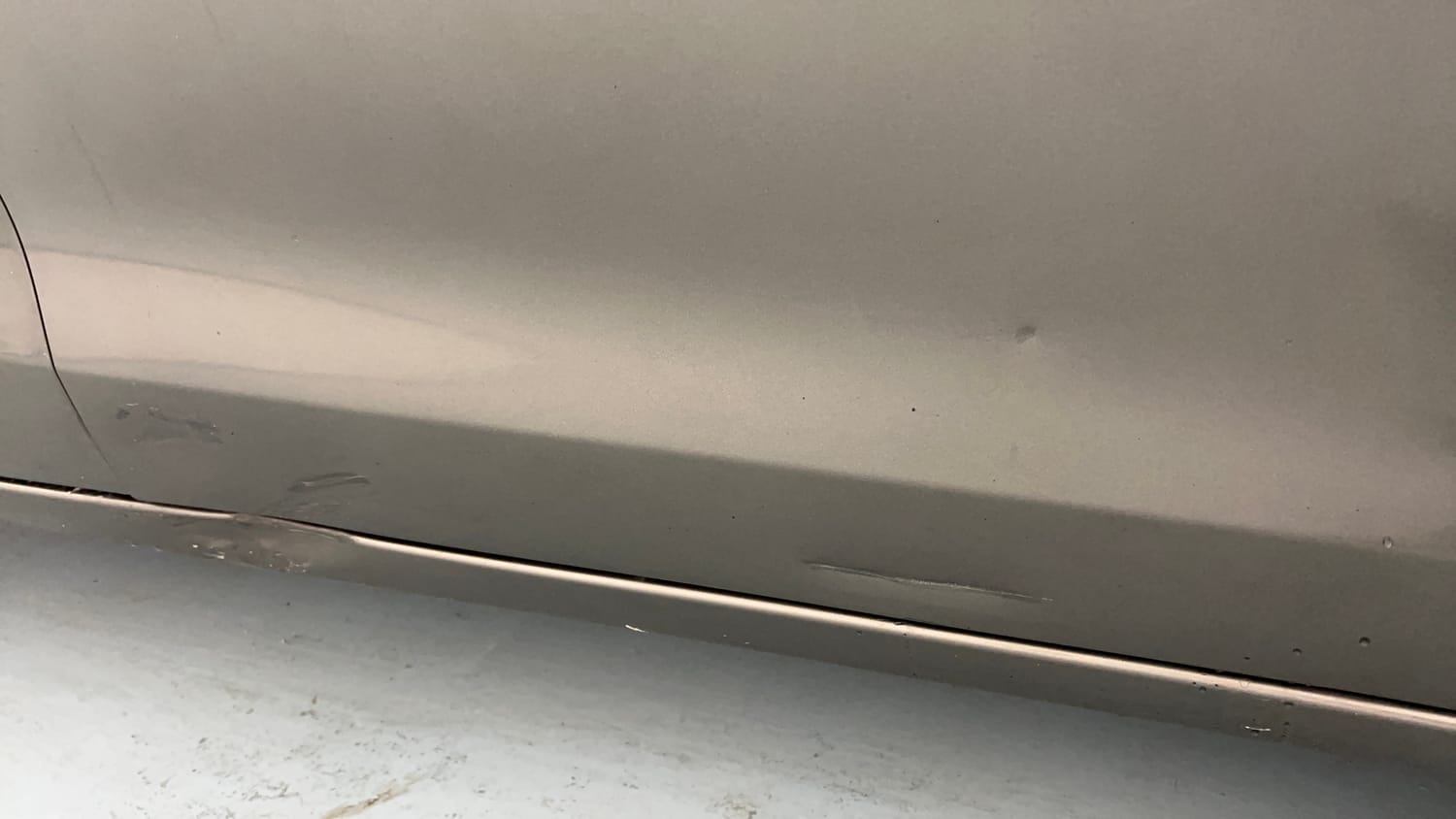 Used 2020 Maruti Suzuki Dzire VXi Petrol Manual dents MINOR SCRATCH