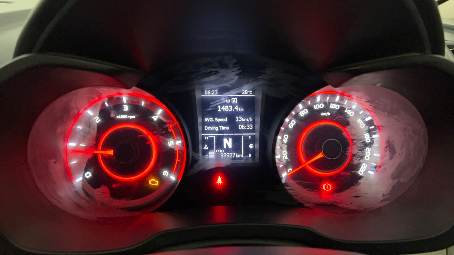 Used 2021 Mahindra XUV 300 W8 (O) 1.5 Diesel Diesel Manual interior CLUSTERMETER VIEW