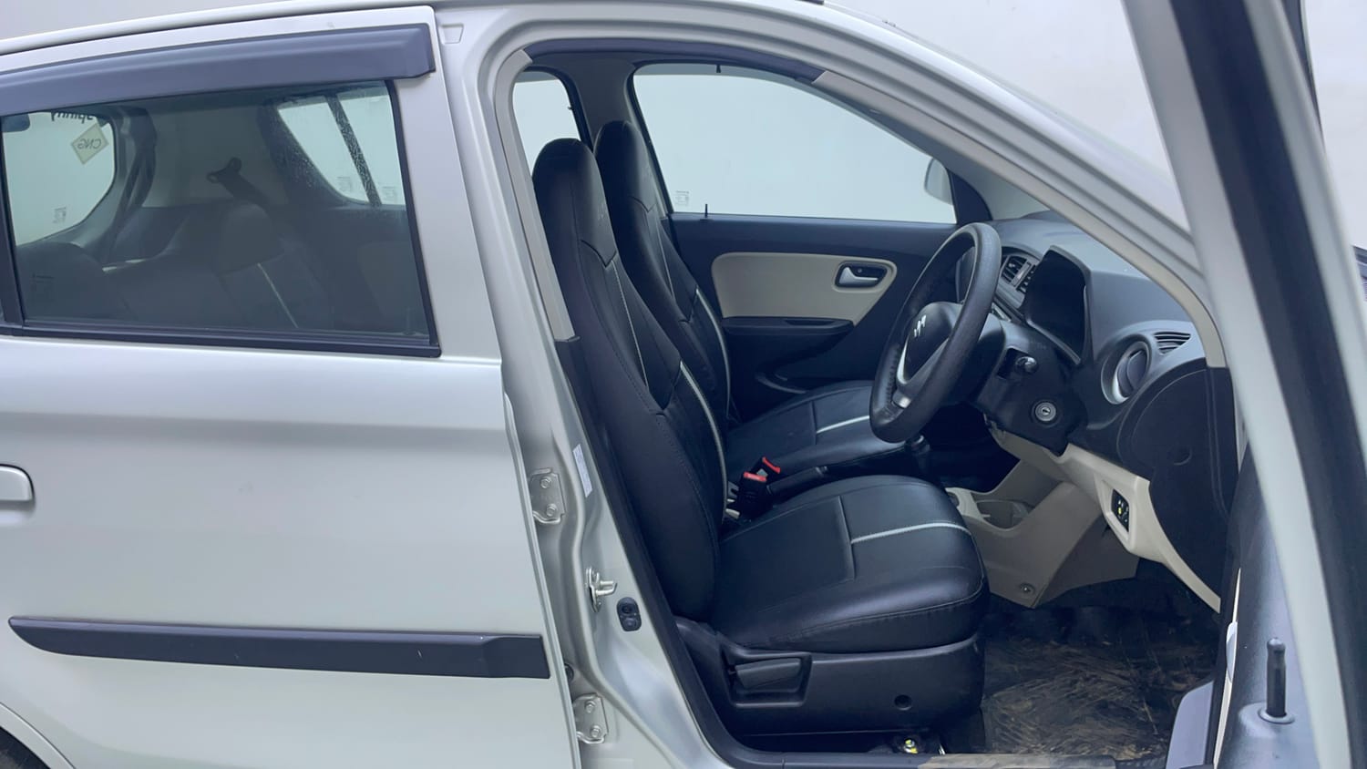 Used 2022 Maruti Suzuki Alto 800 LXi (O) CNG Cng Manual interior RIGHT FRONT DOOR OPEN VIEW