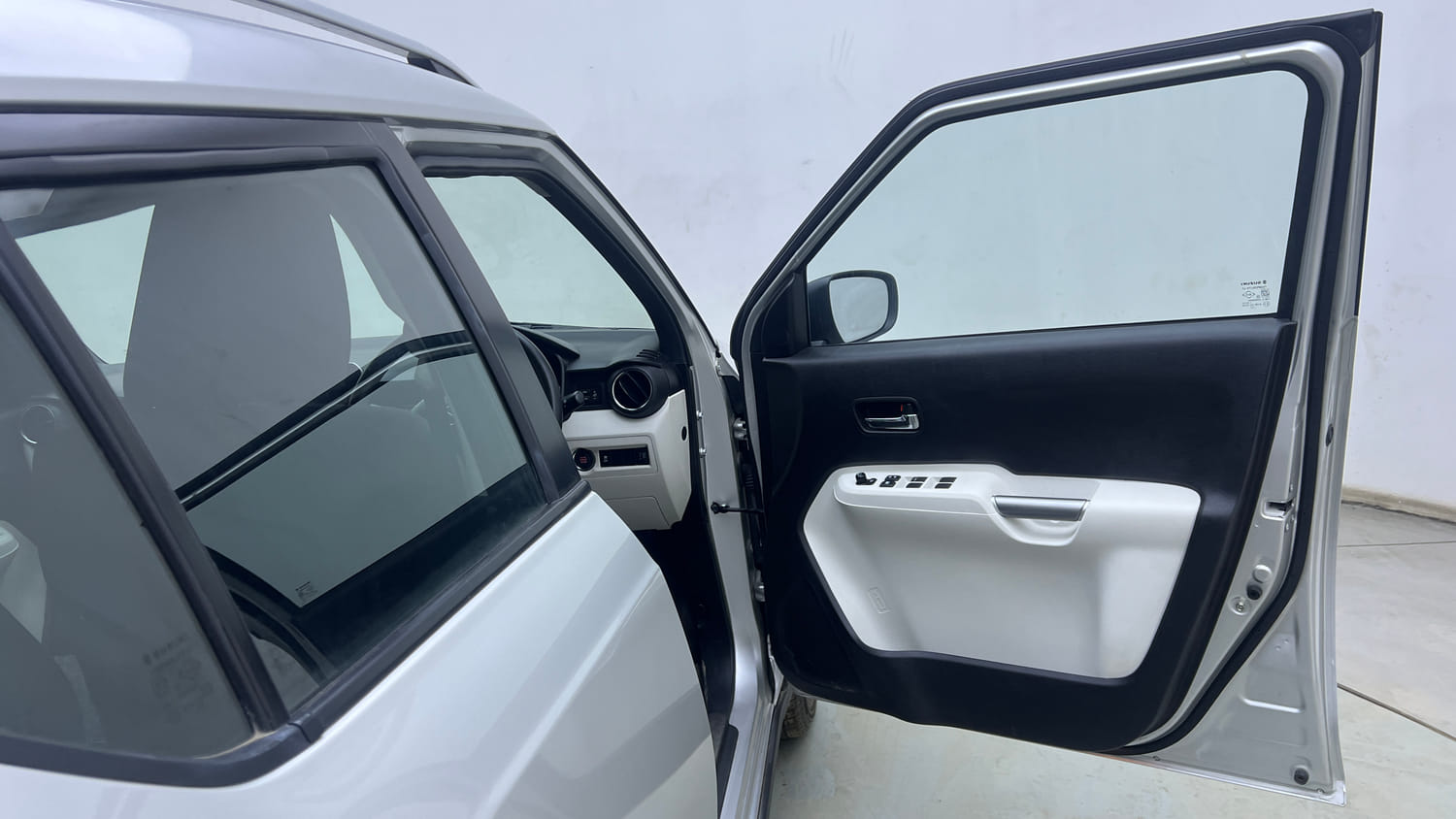 Used 2024 Maruti Suzuki Ignis Alpha 1.2 AMT Petrol Automatic interior RIGHT FRONT DOOR OPEN VIEW