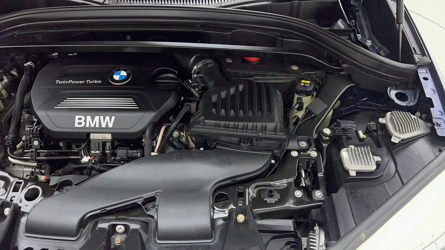 Used 2019 BMW X1 sDrive20d xLine Diesel Automatic engine ENGINE LEFT SIDE VIEW