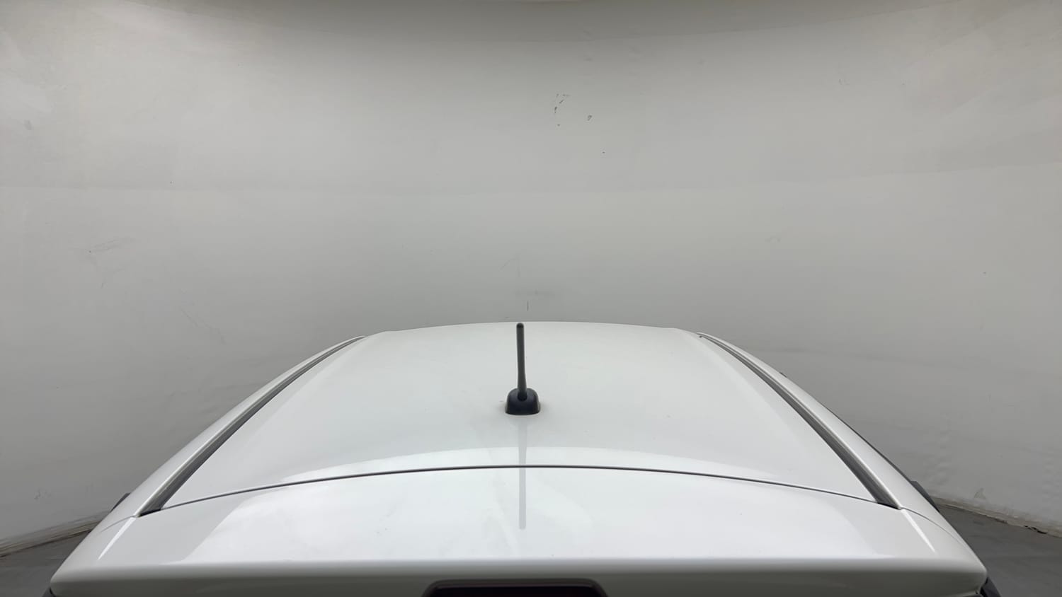 Used 2021 Maruti Suzuki Swift VXi AMT Petrol Automatic exterior EXTERIOR ROOF VIEW
