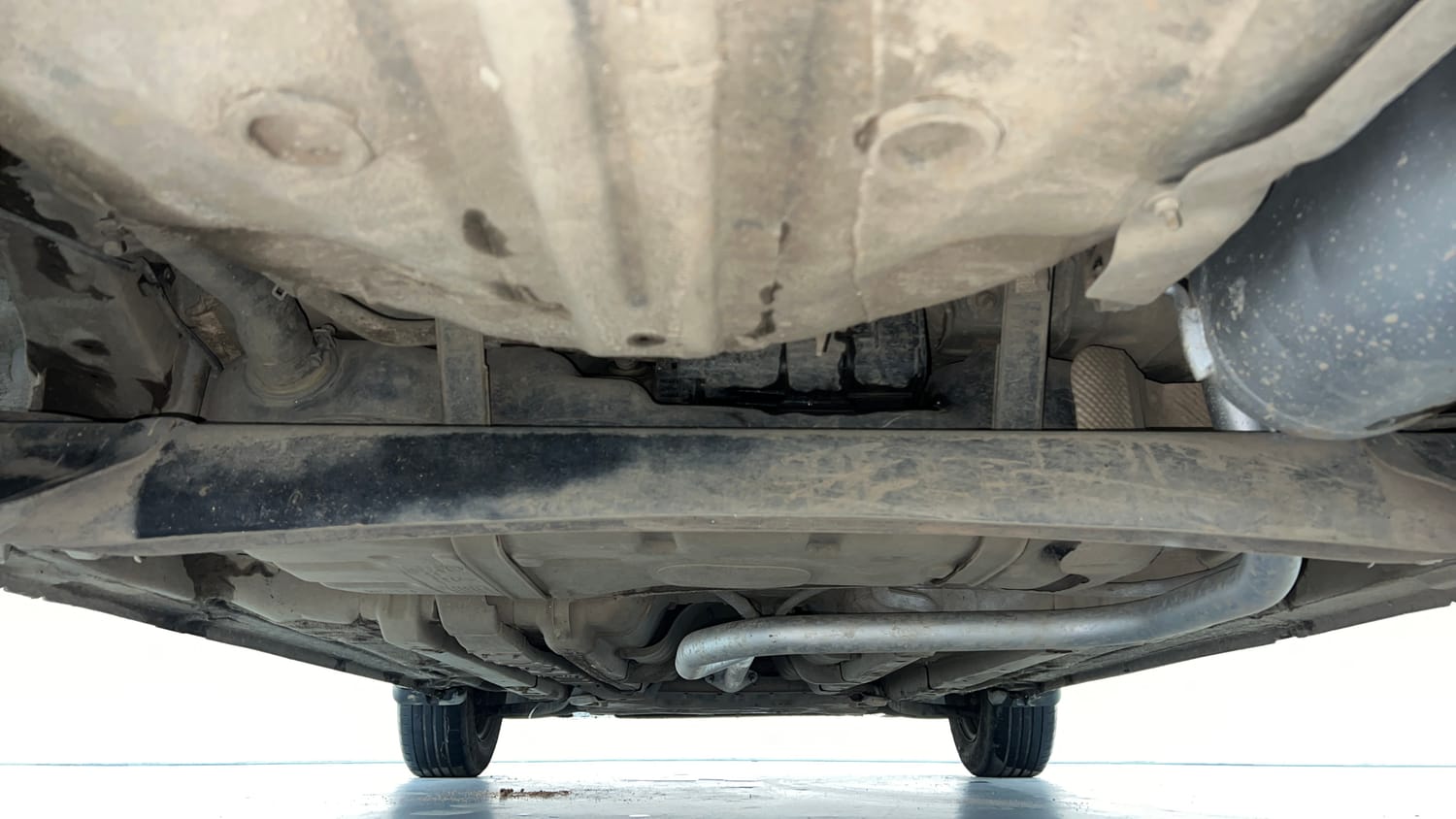 Used 2015 Hyundai Elite i20 Magna 1.2 Petrol Manual extra REAR UNDERBODY VIEW (TAKEN FROM REAR)