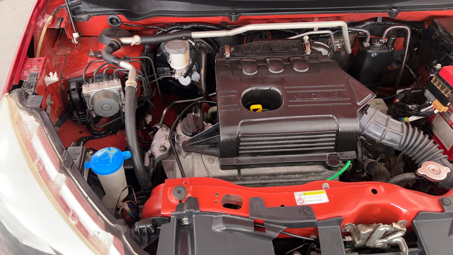 Used 2019 Maruti Suzuki Celerio ZXi (O) AMT Petrol Automatic engine ENGINE RIGHT SIDE VIEW