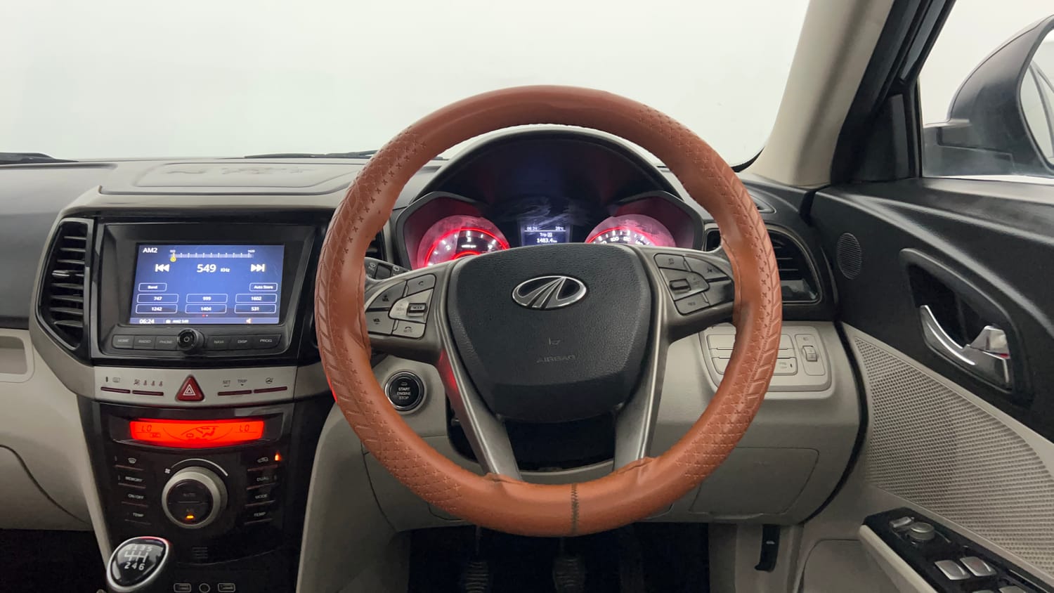 Used 2021 Mahindra XUV 300 W8 (O) 1.5 Diesel Diesel Manual interior STEERING VIEW