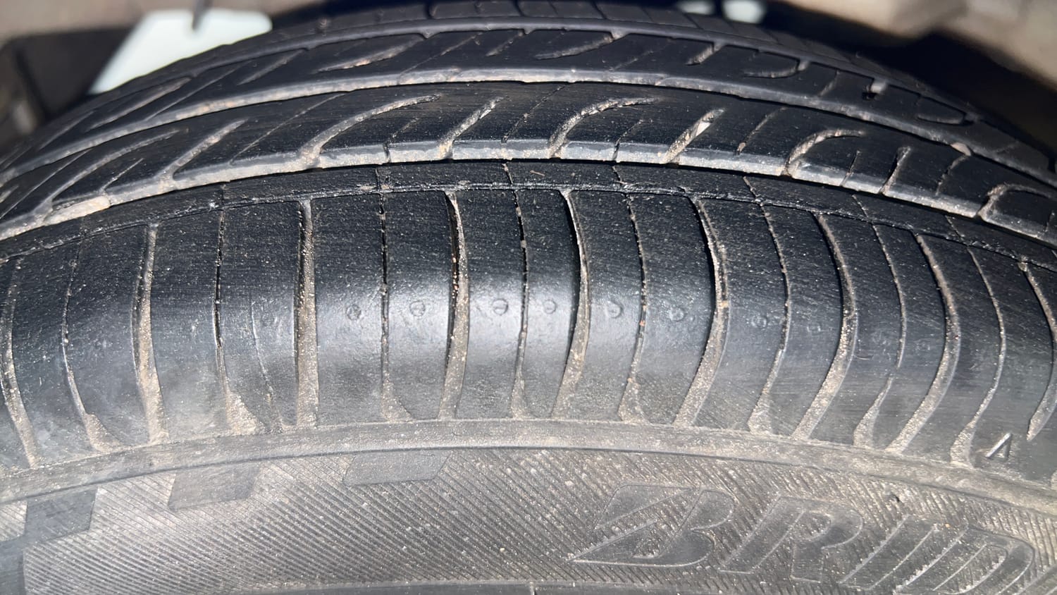 Used 2014 Hyundai Eon Era + Petrol Manual tyres RIGHT REAR TYRE TREAD VIEW