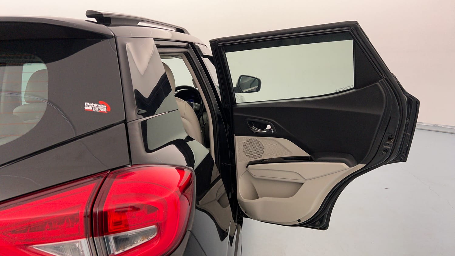 Used 2024 Mahindra XUV 300 W8 (O) 1.5 Diesel Diesel Manual interior RIGHT REAR DOOR OPEN VIEW