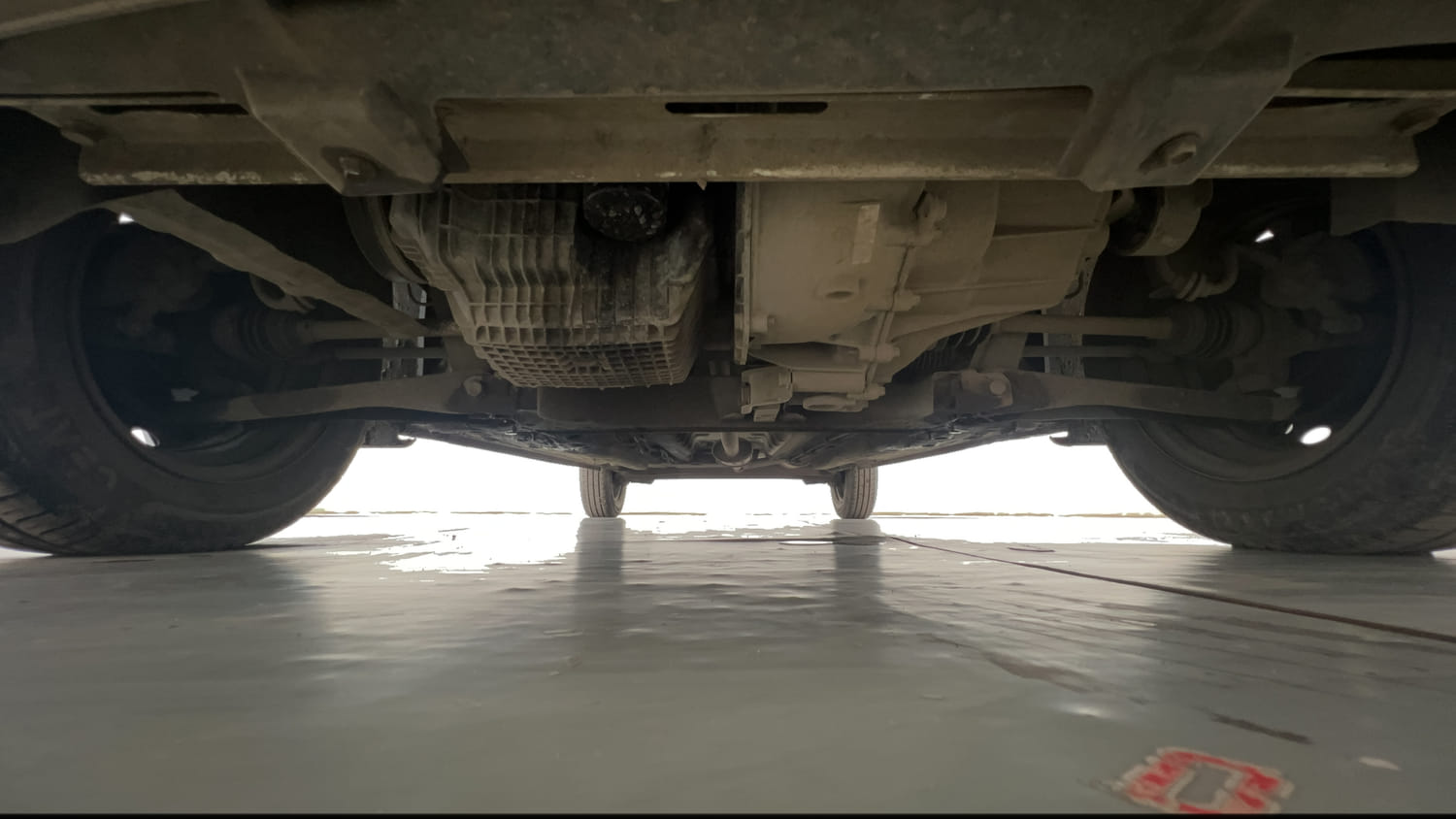 Used 2024 Renault Kwid RXT 1.0L Petrol Manual extra FRONT LEFT UNDERBODY VIEW