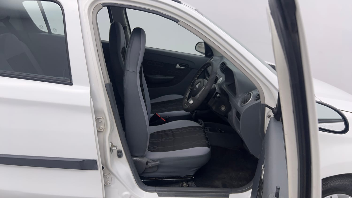 Used 2015 Maruti Suzuki Alto 800 Lxi Petrol Manual interior RIGHT SIDE FRONT DOOR CABIN VIEW