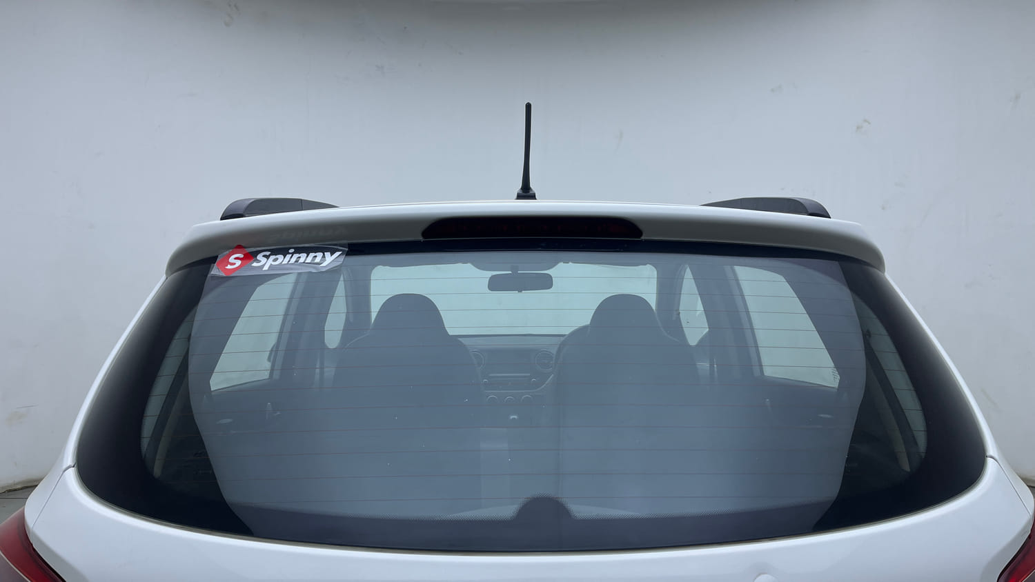 Used 2017 Hyundai Grand i10 Sportz (O) AT 1.2 Kappa VTVT Petrol Automatic exterior BACK WINDSHIELD VIEW