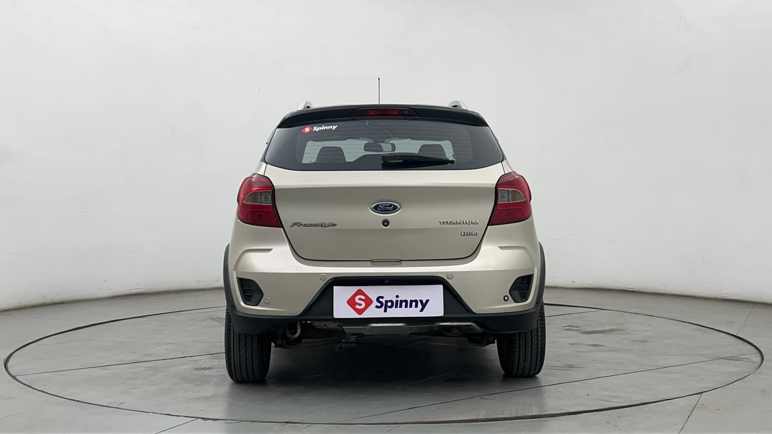 Used 2019 Ford Freestyle Titanium 1.5 TDCi Diesel Manual exterior BACK VIEW