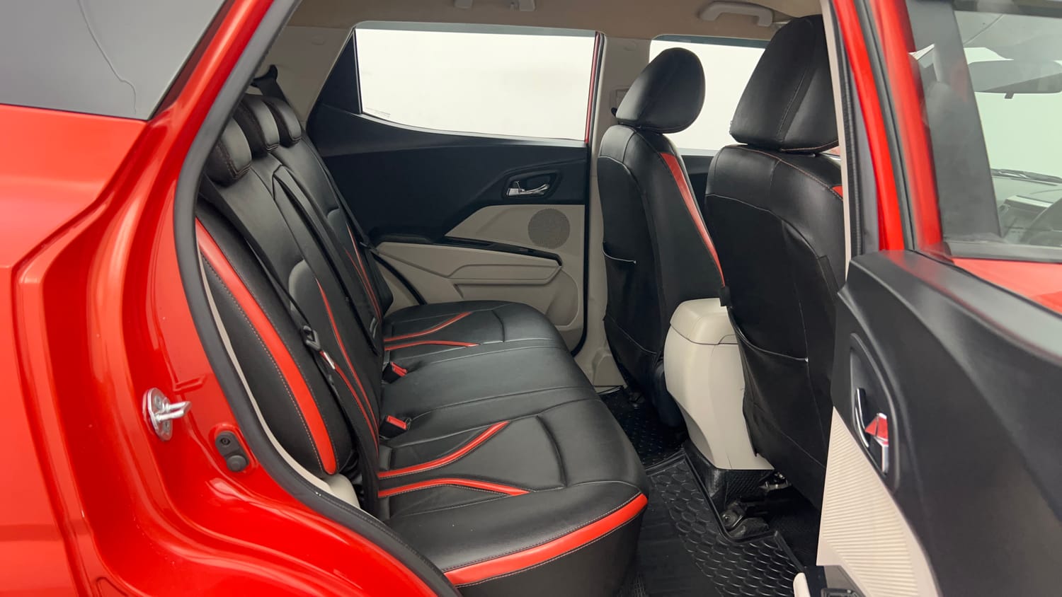 Used 2019 Mahindra XUV 300 1.5 W8 Diesel Manual interior RIGHT SIDE REAR DOOR CABIN VIEW