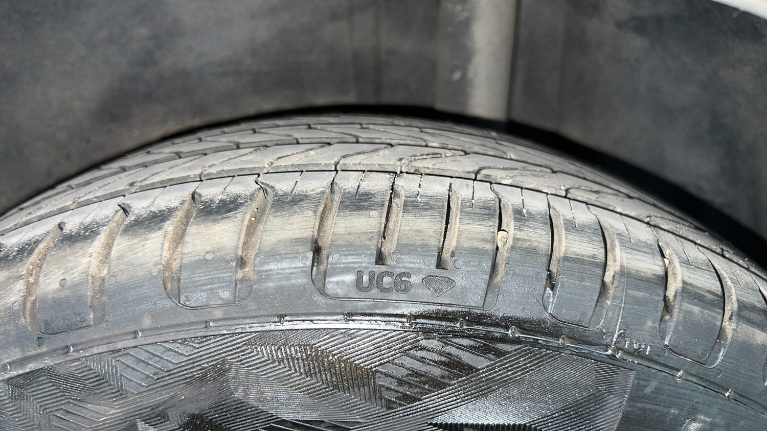 Used 2019 Ford Freestyle Titanium 1.5 TDCi Diesel Manual tyres LEFT REAR TYRE TREAD VIEW