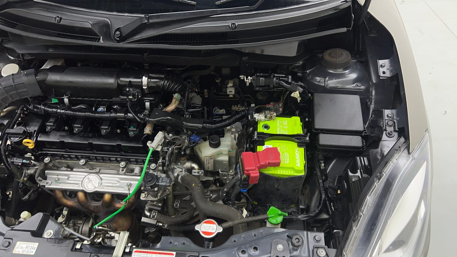 Used 2022 Maruti Suzuki Swift ZXi Plus AMT Petrol Automatic engine ENGINE LEFT SIDE VIEW