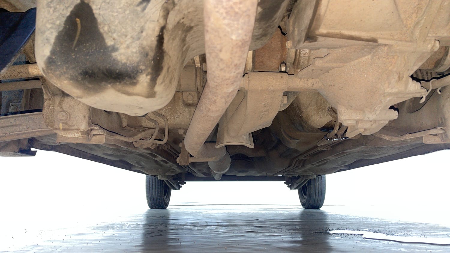 Used 2022 Maruti Suzuki Alto 800 LXi (O) CNG Cng Manual extra FRONT LEFT UNDERBODY VIEW