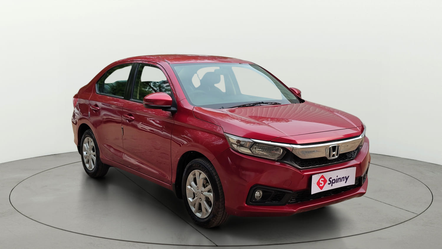 Used 2020 Honda Amaze 1.2 V MT Petrol Petrol Manual exterior RIGHT FRONT CORNER VIEW