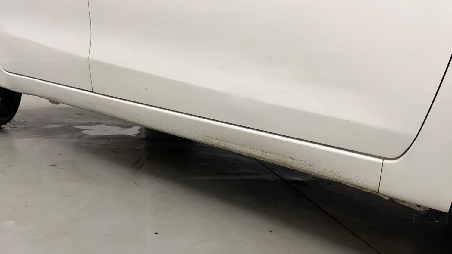 Used 2017 Maruti Suzuki Celerio ZXi AMT Petrol Automatic dents MINOR SCRATCH