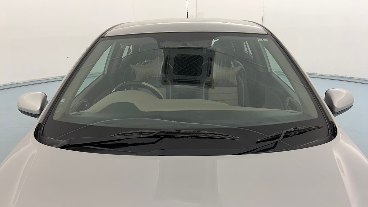 Used 2015 Hyundai Elite i20 Magna 1.2 Petrol Manual exterior FRONT WINDSHIELD VIEW