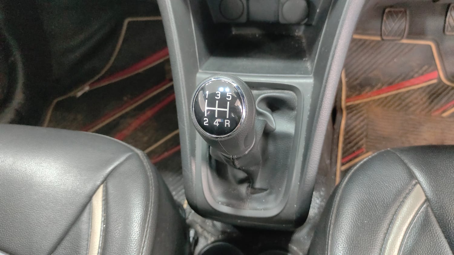 Used 2020 Maruti Suzuki Celerio X VXi Petrol Manual interior GEAR  KNOB VIEW