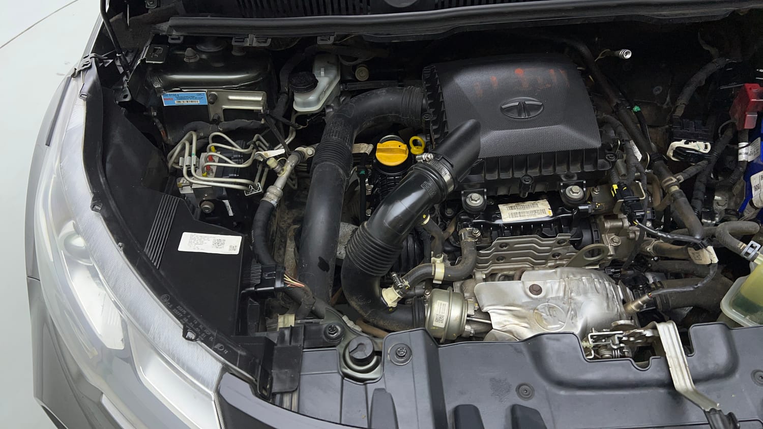 Used 2020 Tata Nexon XZ Plus (O) Petrol Manual engine ENGINE RIGHT SIDE VIEW