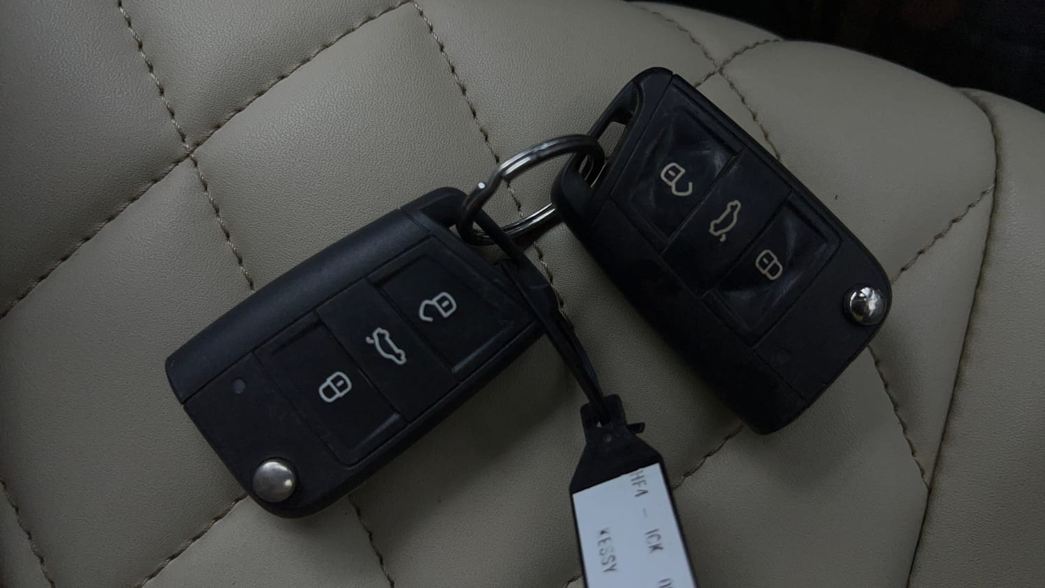 Used 2022 Skoda Slavia Ambition 1.0L TSI MT Petrol Manual extra CAR KEY VIEW