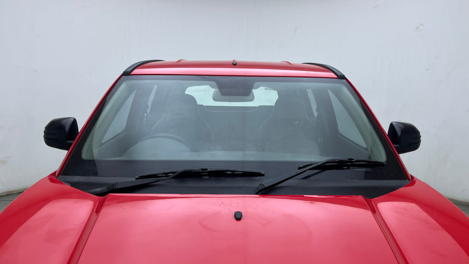 Used 2021 Mahindra KUV100 NXT K2 Plus 6 STR Petrol Manual exterior FRONT WINDSHIELD VIEW
