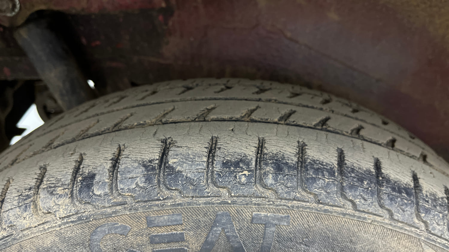 Used 2017 Maruti Suzuki Wagon R VXI+ Petrol Manual tyres RIGHT REAR TYRE TREAD VIEW