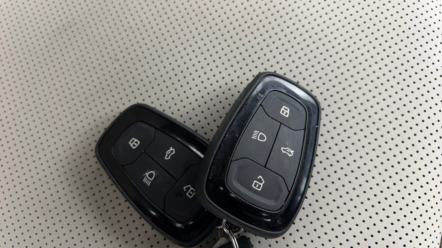 Used 2023 Tata Nexon XZ Plus LUXS Diesel Diesel Manual extra CAR KEY VIEW