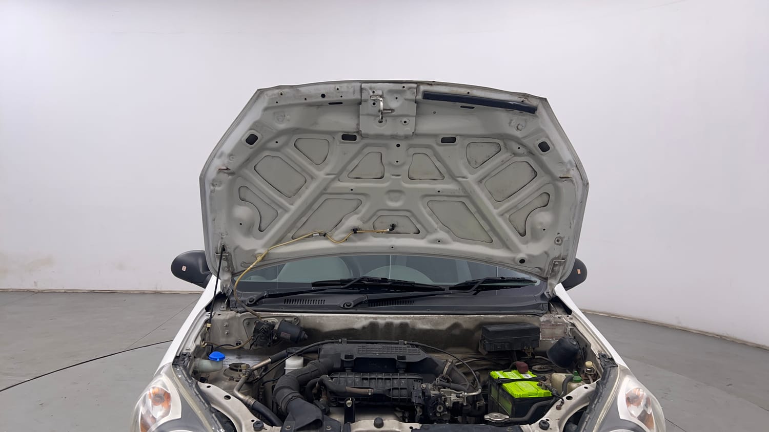 Used 2015 Maruti Suzuki Alto 800 Lxi Petrol Manual engine ENGINE & BONNET OPEN FRONT VIEW