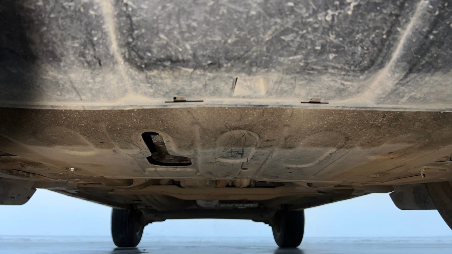 Used 2017 Renault Duster RXS CVT Petrol Automatic extra FRONT LEFT UNDERBODY VIEW