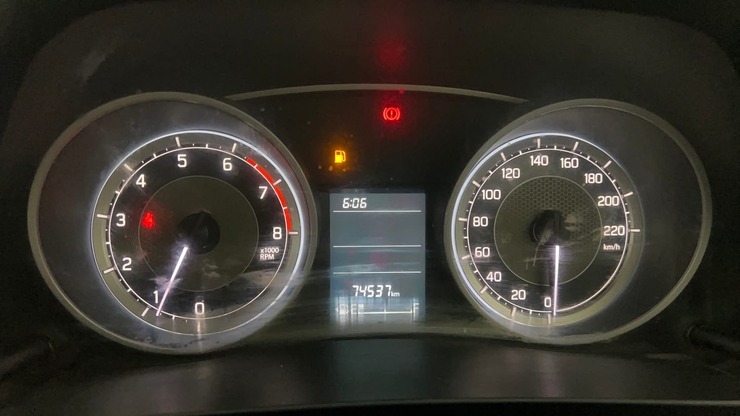 Used 2020 Maruti Suzuki Dzire VXi Petrol Manual interior CLUSTERMETER VIEW