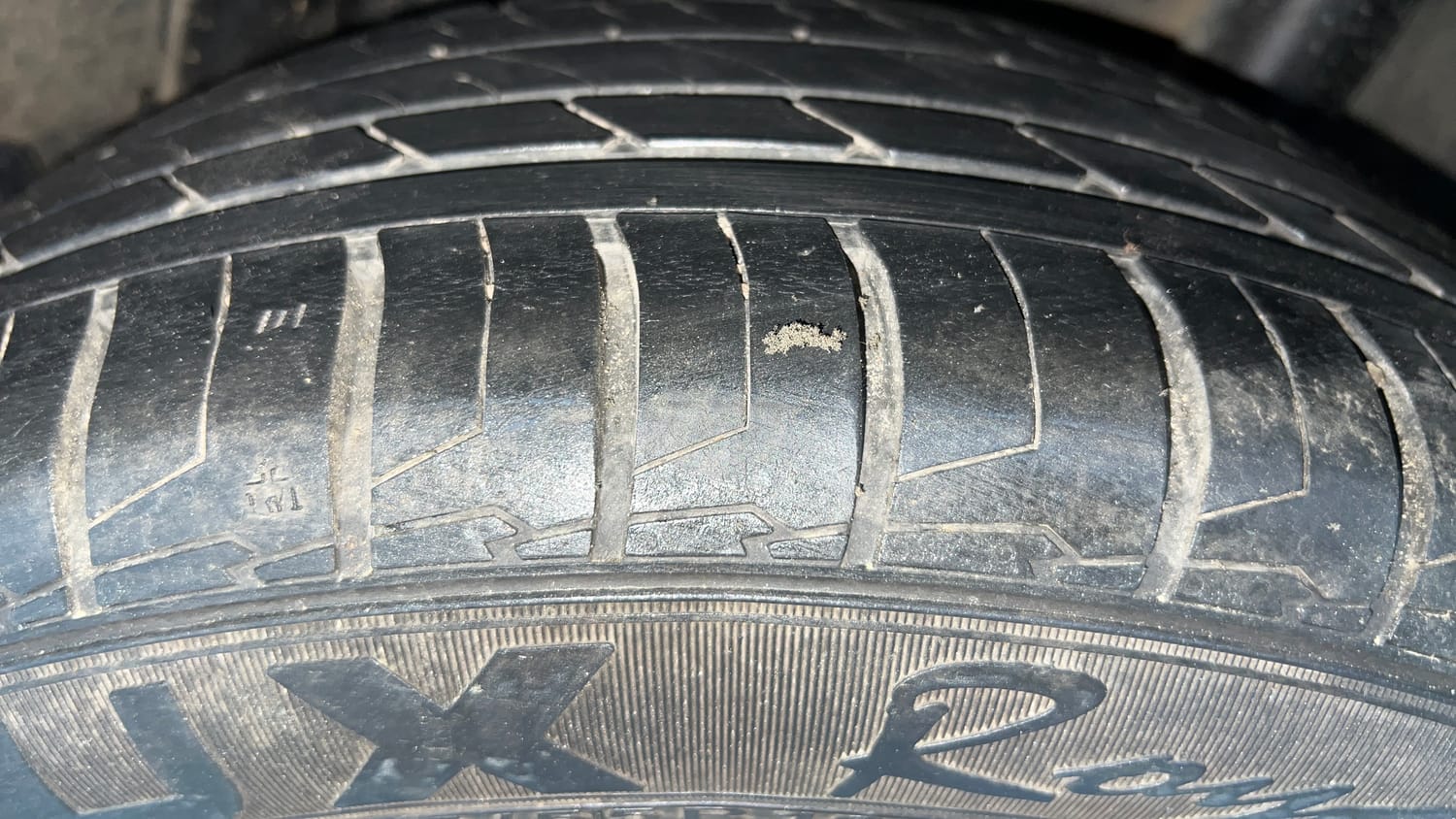 Used 2023 Hyundai Verna SX 1.5 Turbo Petrol MT Petrol Manual tyres LEFT REAR TYRE TREAD VIEW