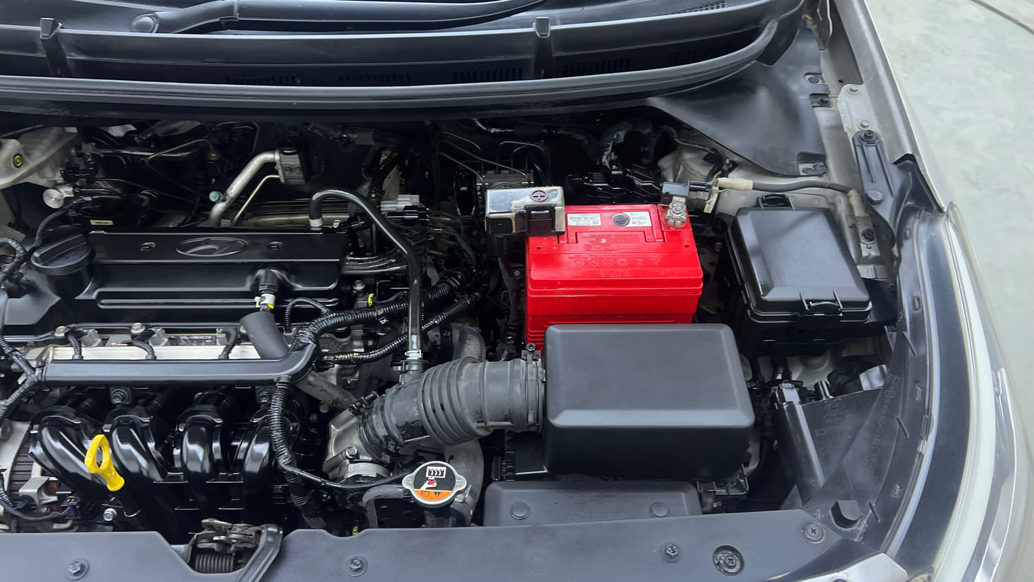 Used 2015 Hyundai Elite i20 Asta 1.2 Petrol Manual engine ENGINE LEFT SIDE VIEW
