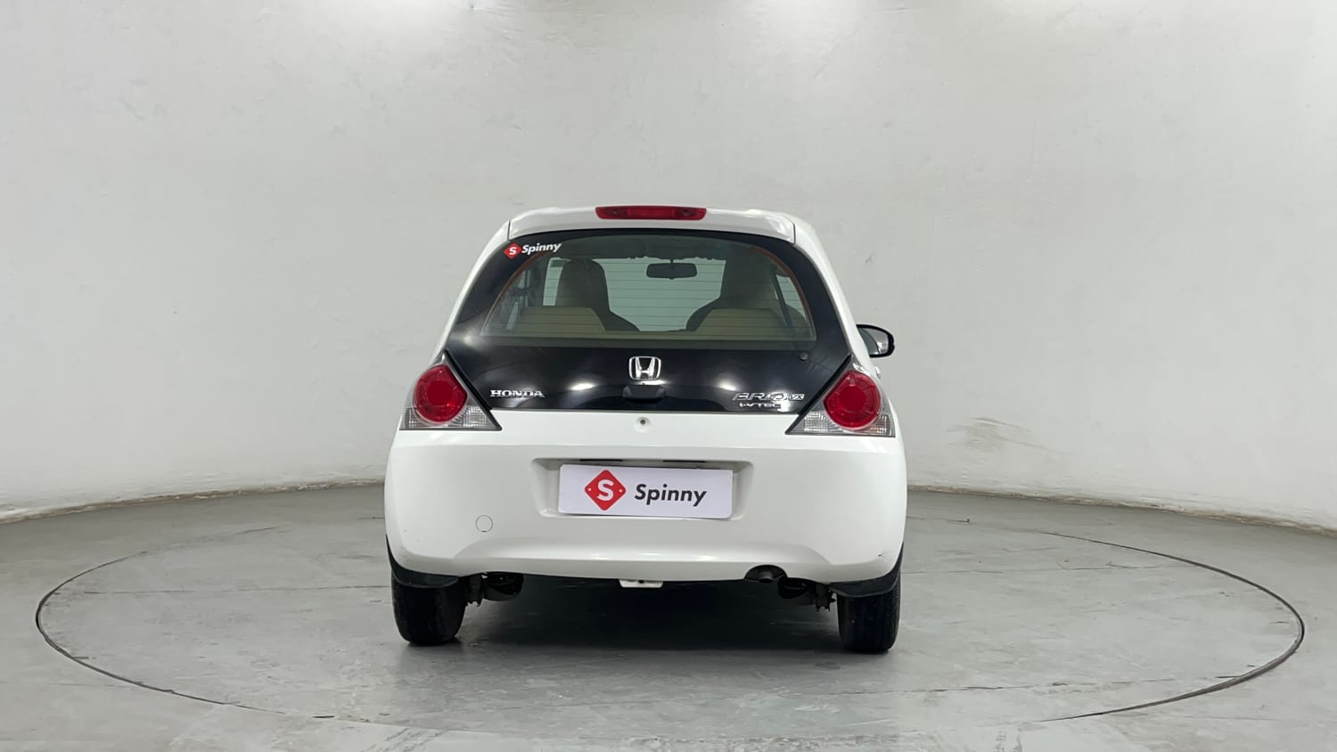 Used 2016 Honda Brio VX MT Petrol Manual exterior BACK VIEW