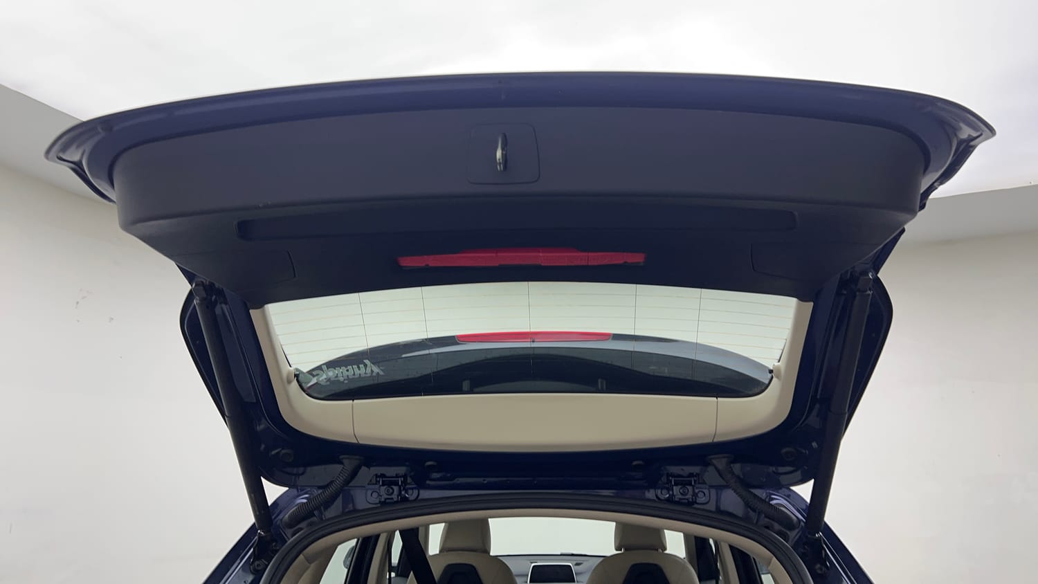 Used 2019 BMW X1 sDrive20d xLine Diesel Automatic interior DICKY DOOR OPEN VIEW
