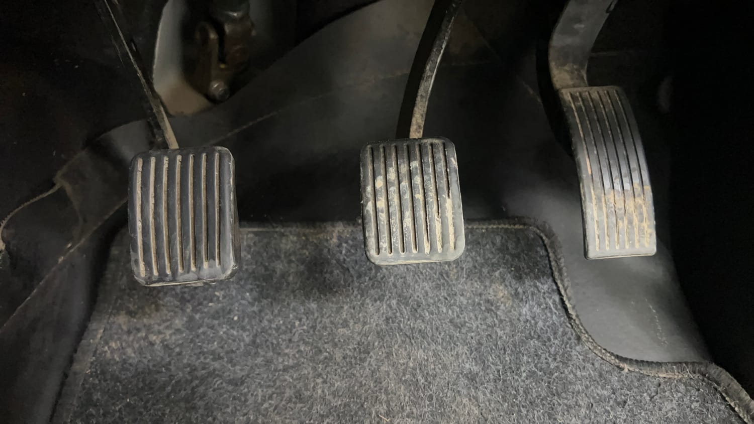 Used 2018 Hyundai Grand i10 Magna 1.2 Kappa VTVT Petrol Manual interior PEDALS VIEW