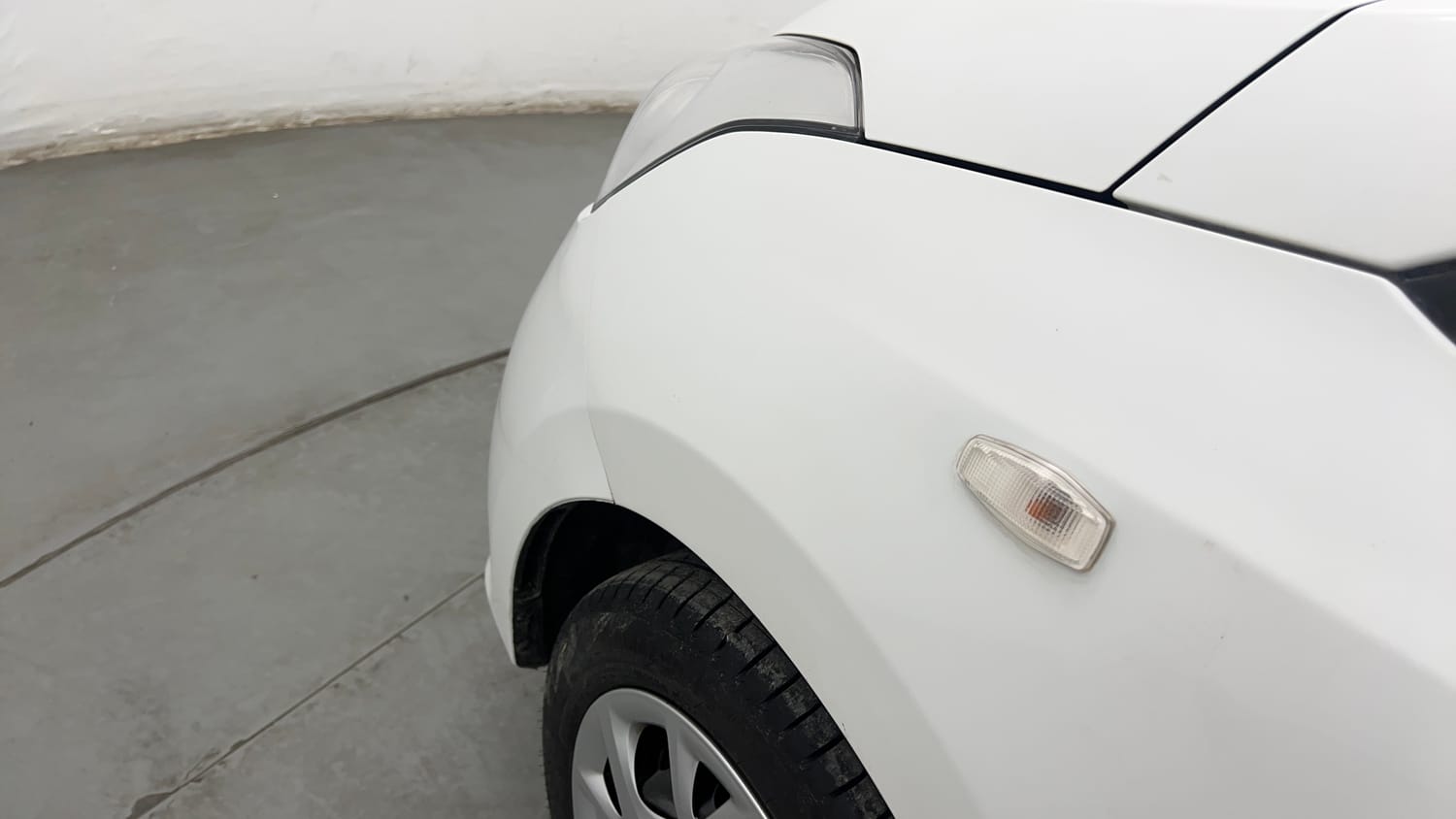 Used 2018 Hyundai Grand i10 Magna 1.2 Kappa VTVT Petrol Manual dents MINOR SCRATCH